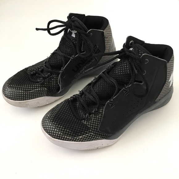under armour black high tops